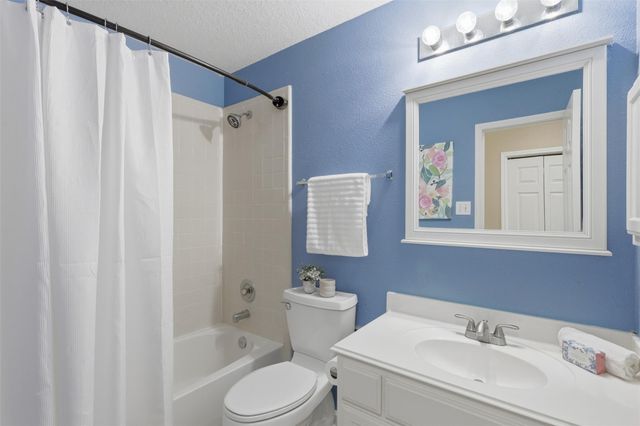 3503 Endicott Lane, Pearland, TX 77584