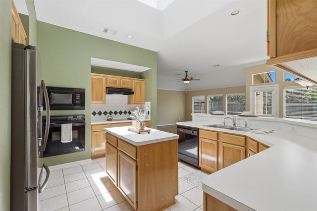 3503 Endicott Lane, Pearland, TX 77584