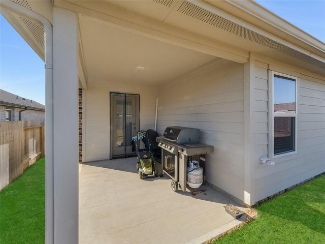 40422 Basalt Elm Road, Magnolia, TX 77354