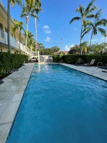 8950 SW 69th Ct 216, Pinecrest, FL 33156
