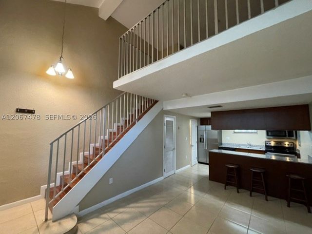 8950 SW 69th Ct 216, Pinecrest, FL 33156