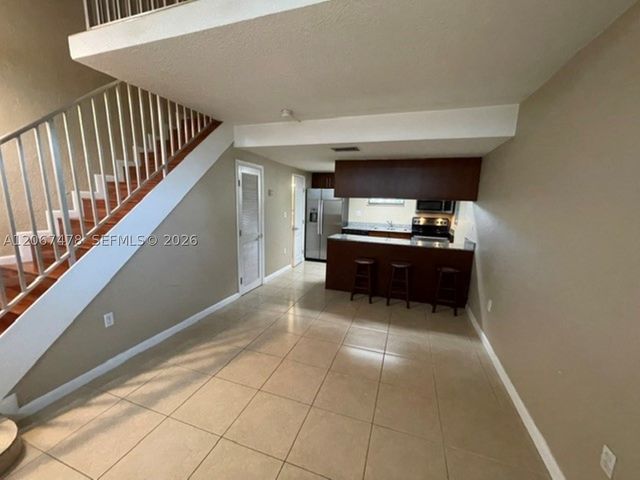 8950 SW 69th Ct 216, Pinecrest, FL 33156