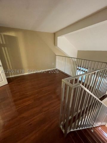 8950 SW 69th Ct 216, Pinecrest, FL 33156
