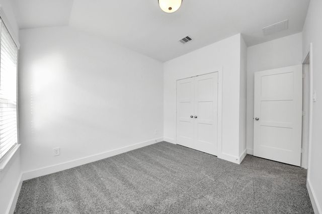 221 Magnolia Laurel Drive, Alvin, TX 77511