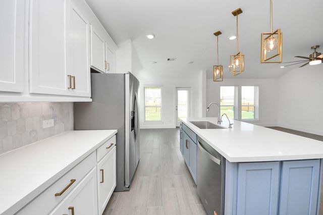 221 Magnolia Laurel Drive, Alvin, TX 77511