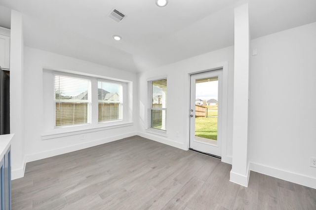 221 Magnolia Laurel Drive, Alvin, TX 77511