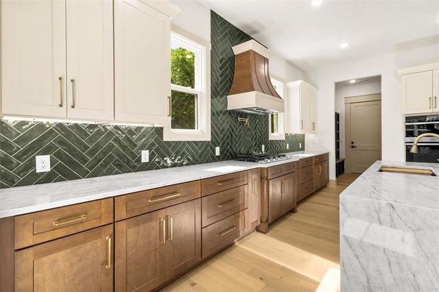 705 Spratlin Mill Drive, Hull, GA 30646