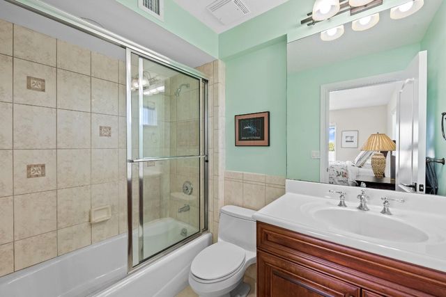 844 N Victoria Park Road, Fort Lauderdale, FL 33304