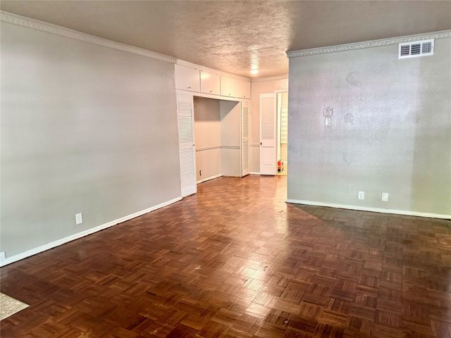 7920 Royal Lane 101 A, Dallas, TX 75230