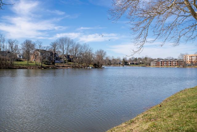 2414 Lake Park Road 3302, Lexington, KY 40502