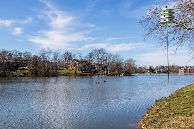 2414 Lake Park Road 3302, Lexington, KY 40502