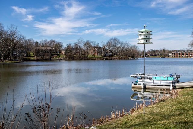 2414 Lake Park Road 3302, Lexington, KY 40502