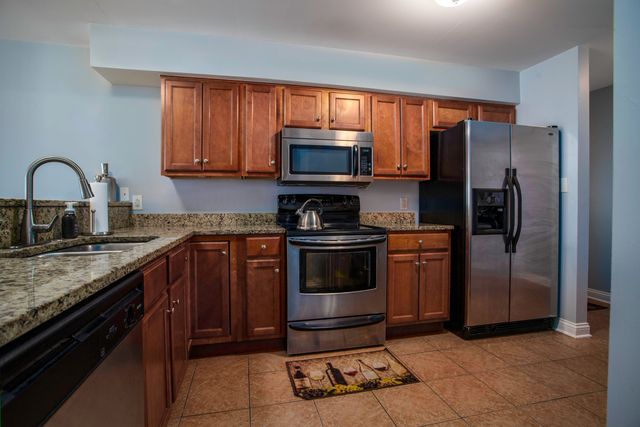 2414 Lake Park Road 3302, Lexington, KY 40502