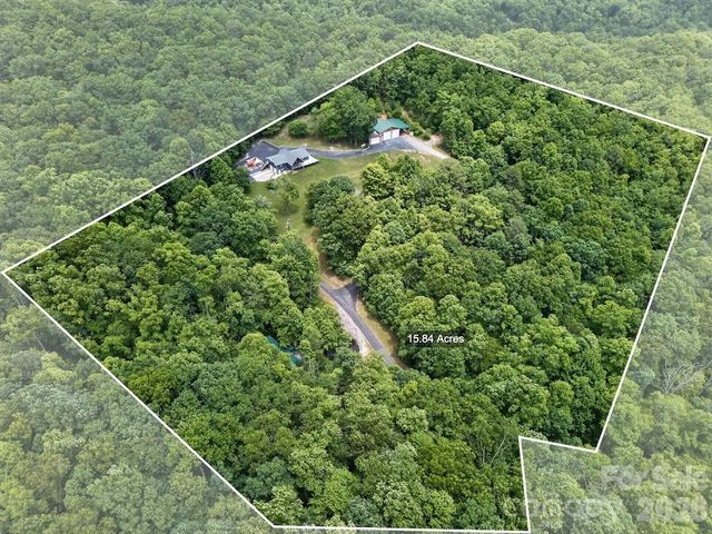 97 Whippoorwill Lane, Fairview, NC 28730
