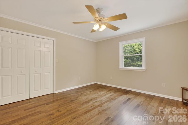 97 Whippoorwill Lane, Fairview, NC 28730