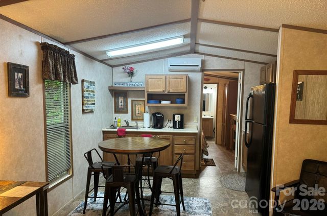 97 Whippoorwill Lane, Fairview, NC 28730