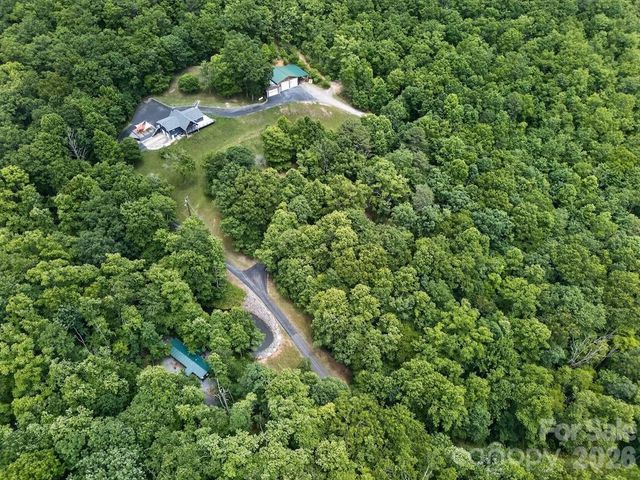 97 Whippoorwill Lane, Fairview, NC 28730