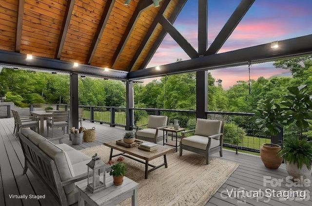 97 Whippoorwill Lane, Fairview, NC 28730