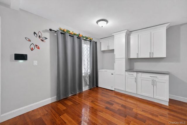 120-30 226th Street, Cambria Heights, NY 11411