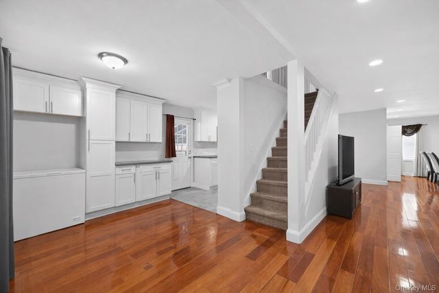 120-30 226th Street, Cambria Heights, NY 11411