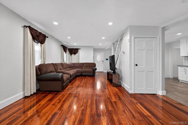 120-30 226th Street, Cambria Heights, NY 11411