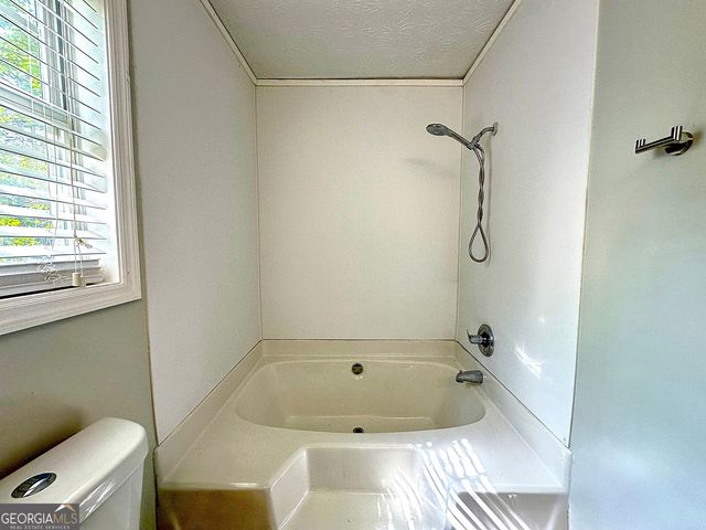 109 Ridgefield Drive, Lagrange, GA 30241