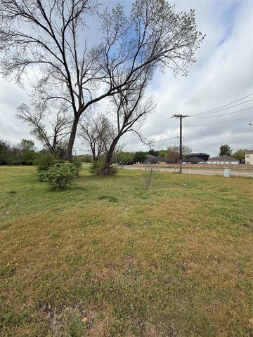 3401 S Sam Houston Road, Dallas, TX 75227