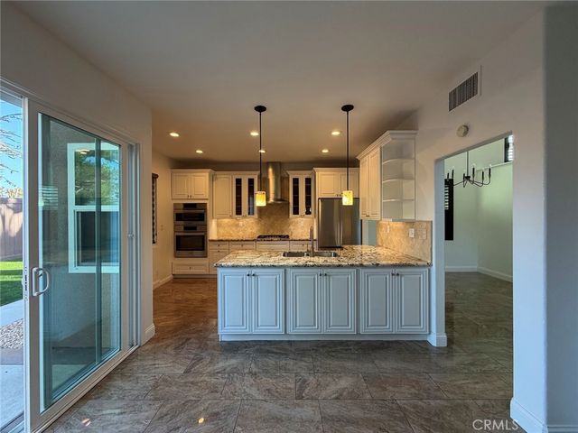 52 Via Brida, Rancho Santa Margarita, CA 92688