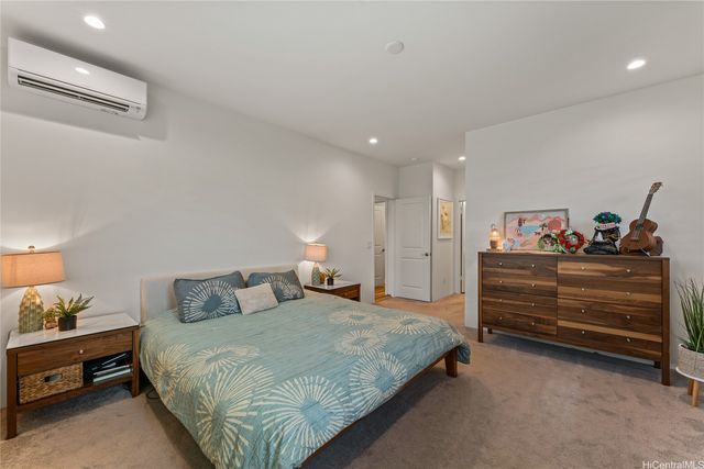 94-1120 Kainaliu Street, Waipahu, HI 96797
