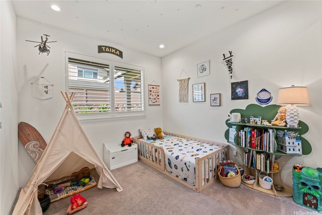 94-1120 Kainaliu Street, Waipahu, HI 96797