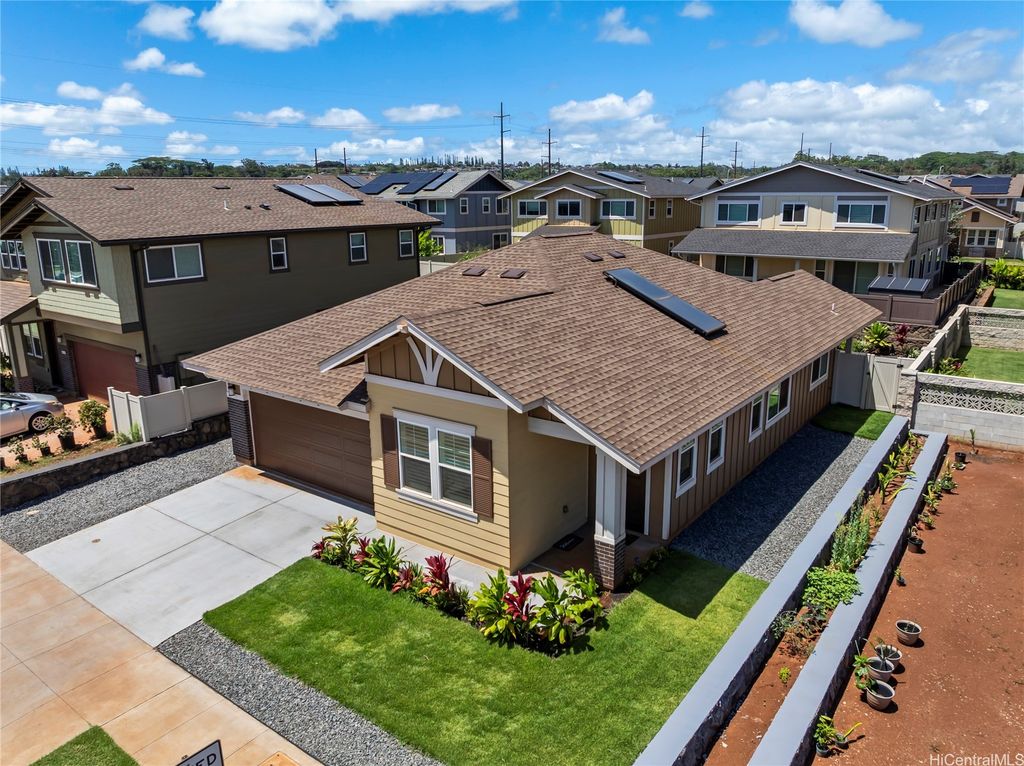 94-1120 Kainaliu Street, Waipahu, HI 96797