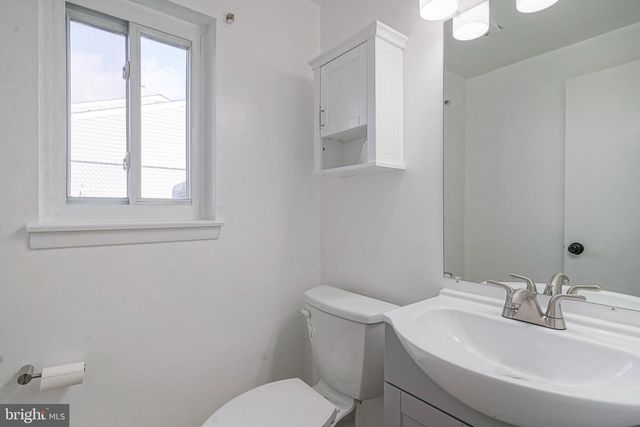 220 COLLEGE DR, Pemberton, NJ 08068