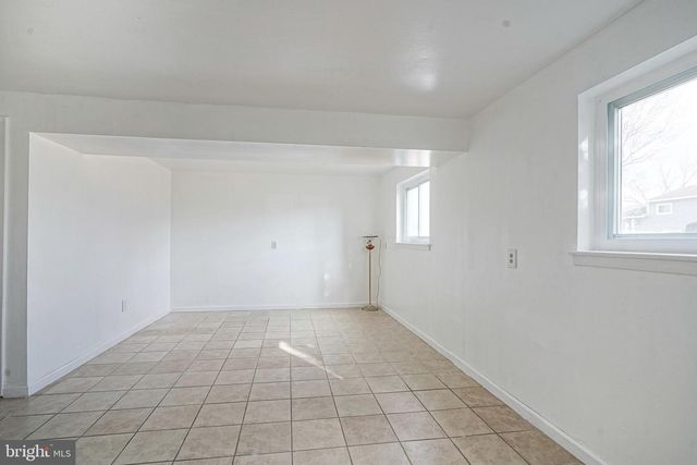 220 COLLEGE DR, Pemberton, NJ 08068