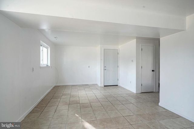 220 COLLEGE DR, Pemberton, NJ 08068