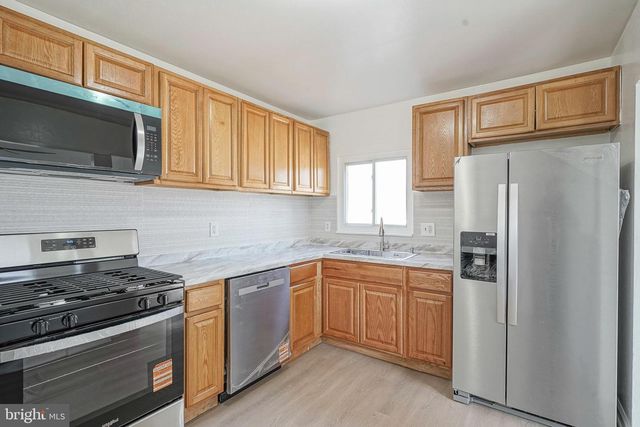 220 COLLEGE DR, Pemberton, NJ 08068