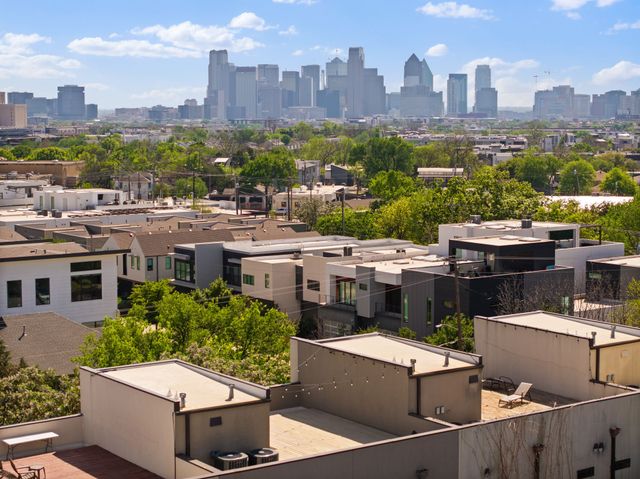 1906 Euclid Avenue C, Dallas, TX 75206