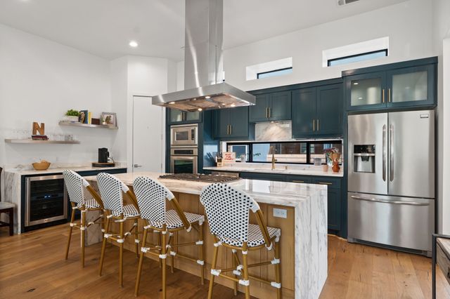 1906 Euclid Avenue C, Dallas, TX 75206