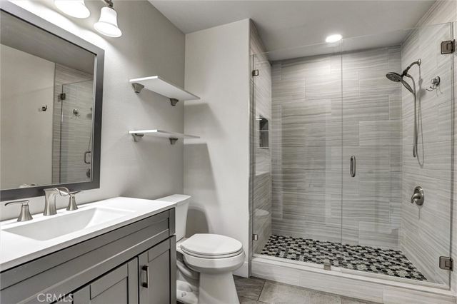 1726 N Oak Knoll C, Anaheim, CA 92807