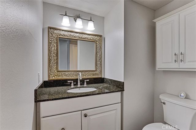 1726 N Oak Knoll C, Anaheim, CA 92807