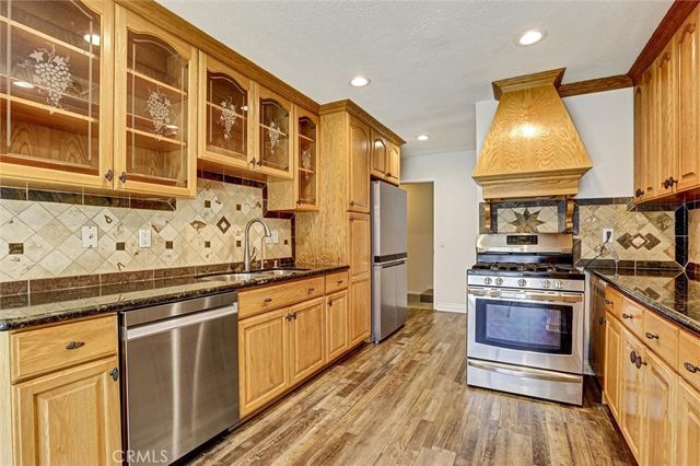 1726 N Oak Knoll C, Anaheim, CA 92807
