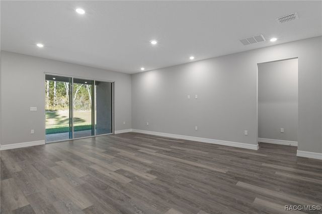 1215 E Getty Lane, Hernando, FL 34442