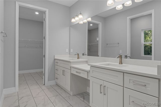 1215 E Getty Lane, Hernando, FL 34442