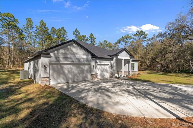 1215 E Getty Lane, Hernando, FL 34442