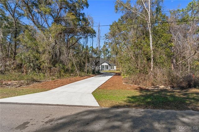 1215 E Getty Lane, Hernando, FL 34442