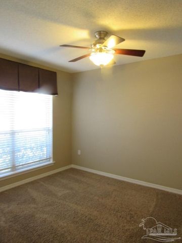 3766 Landon Ct, Gulf Breeze, FL 32563