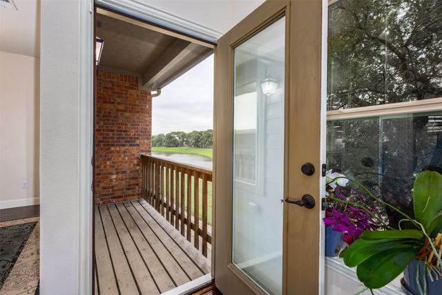 532 Waterloo Drive, Lewisville, TX 75067