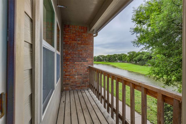 532 Waterloo Drive, Lewisville, TX 75067