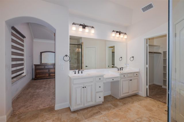 532 Waterloo Drive, Lewisville, TX 75067