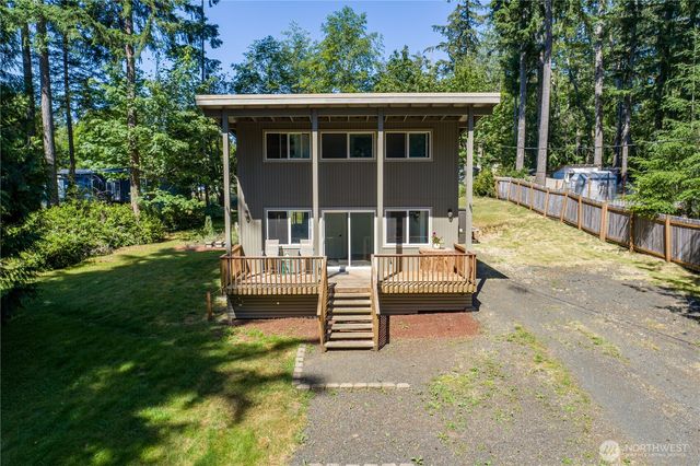 301 E Lakeshore Drive W, Shelton, WA 98584
