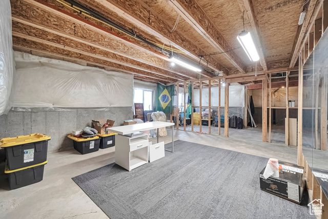 4911 W CALTON LN, South Jordan, UT 84095